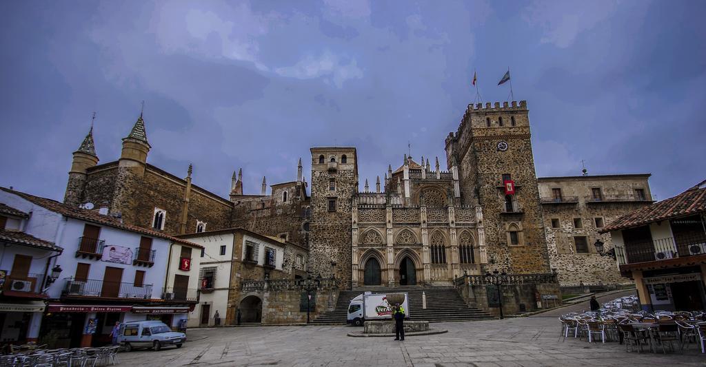Hostal Altamira Guadalupe 구아달루페 외부 사진