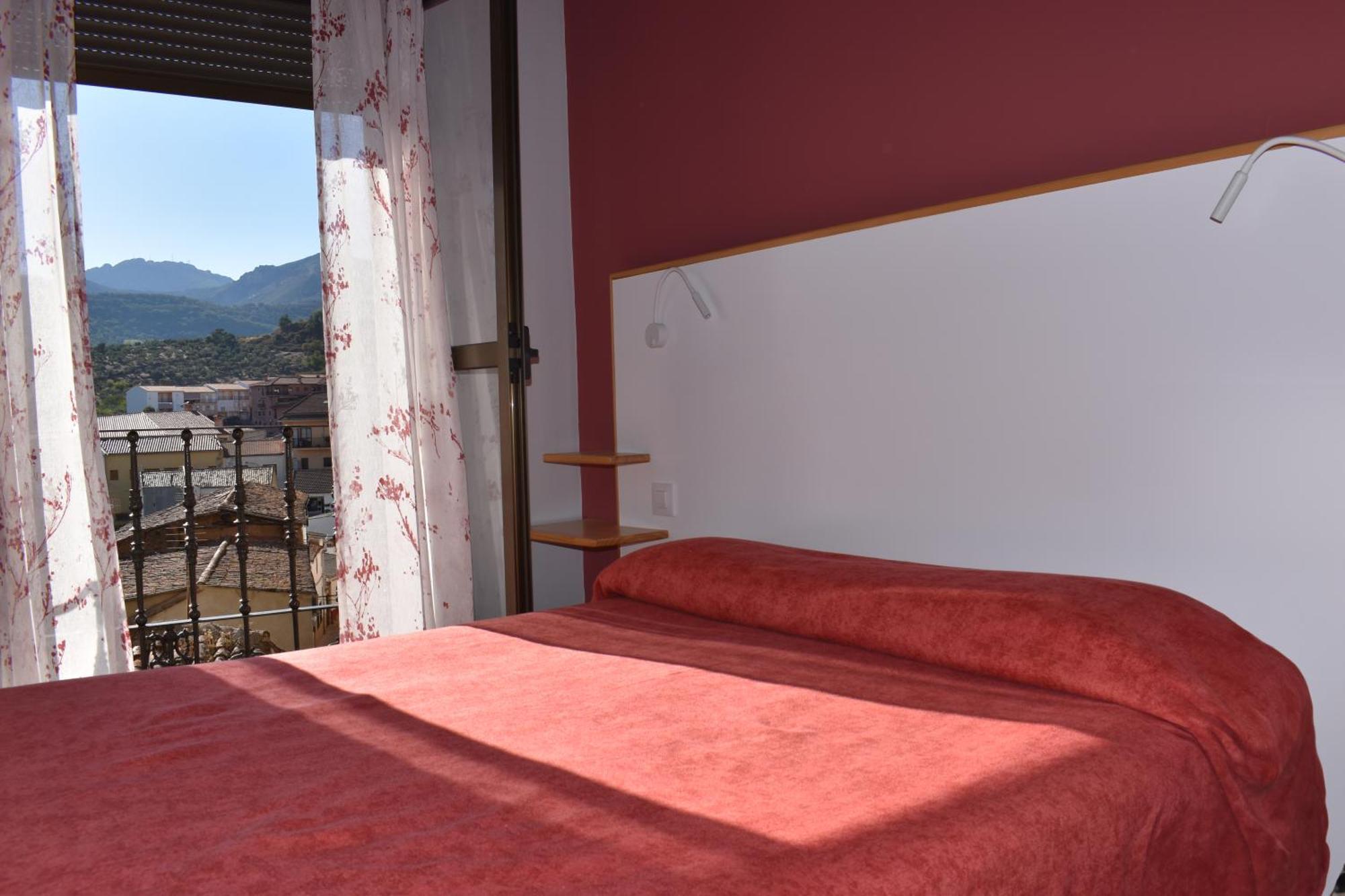 Hostal Altamira Guadalupe 구아달루페 외부 사진