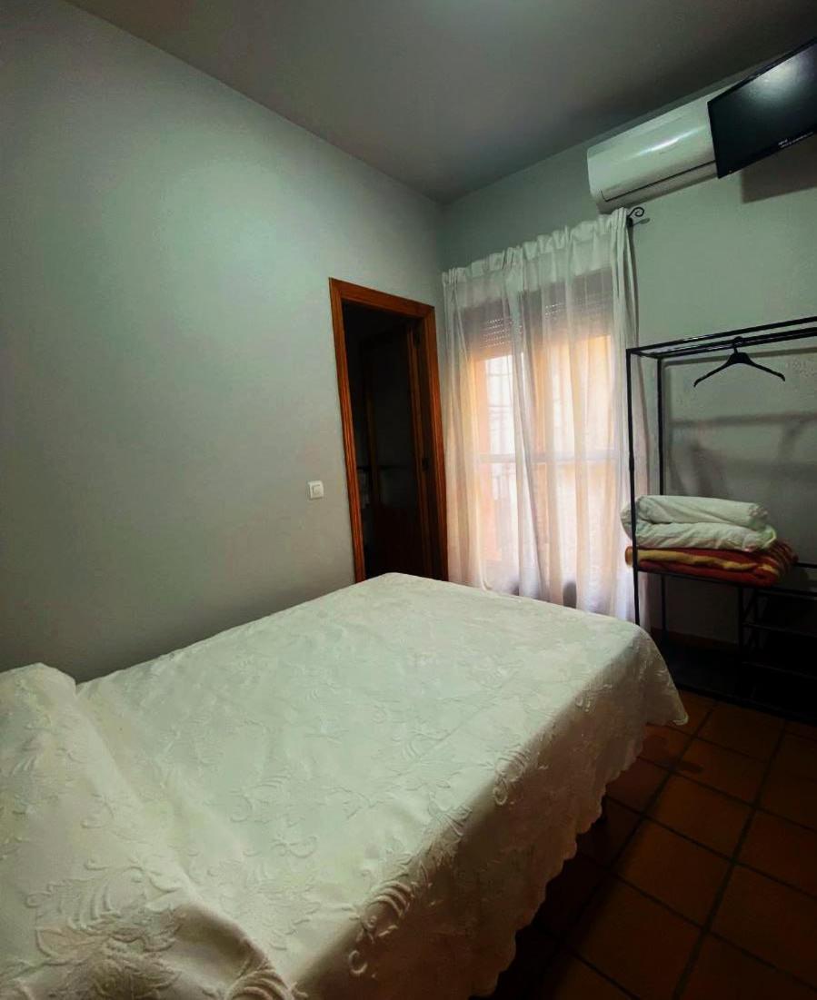 Hostal Altamira Guadalupe 구아달루페 외부 사진