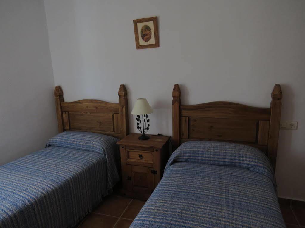 Hostal Altamira Guadalupe 구아달루페 외부 사진